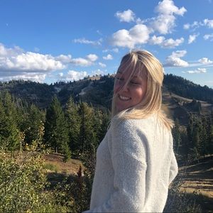 Meet your Posher, Sarah